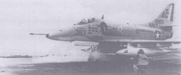[GB VietNam] A-4E Skyhawk VA-72 "Blue-hawks" 1965  [Eduard/Hasegawa] 1/48 613bff10