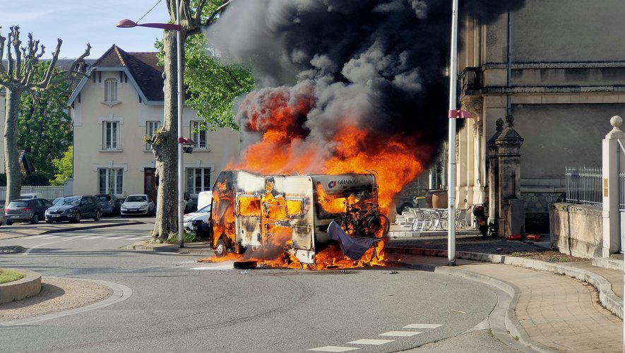 [INFOS Techniques] Incendie d'un CC en Ariège mai 2021 Cc_1_i10