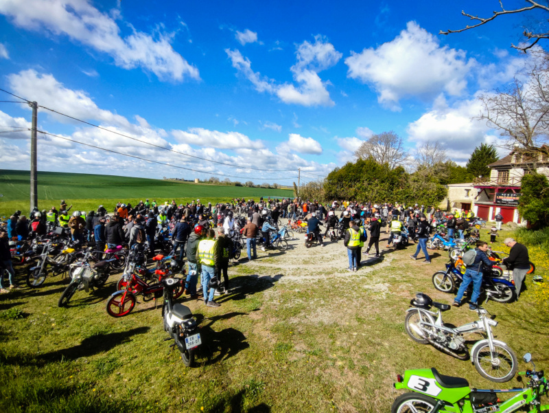 Retro Mobs à Chinon 15 et 16 avril Img_2140