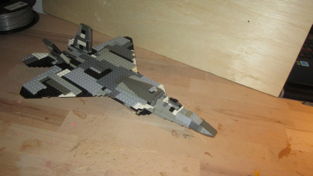 [WIP] F22A Raptor en lego Model Team Img_5415