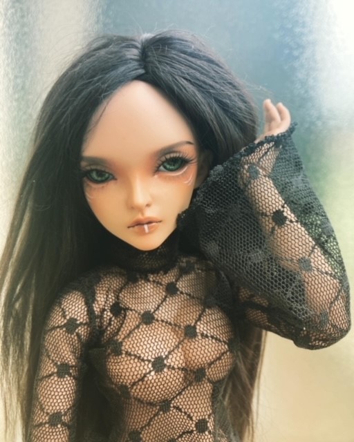 Vends: MAGIC MIRROR Moira, BLACKCHERRY Zeri, MINIFEE Sircca Thumb276