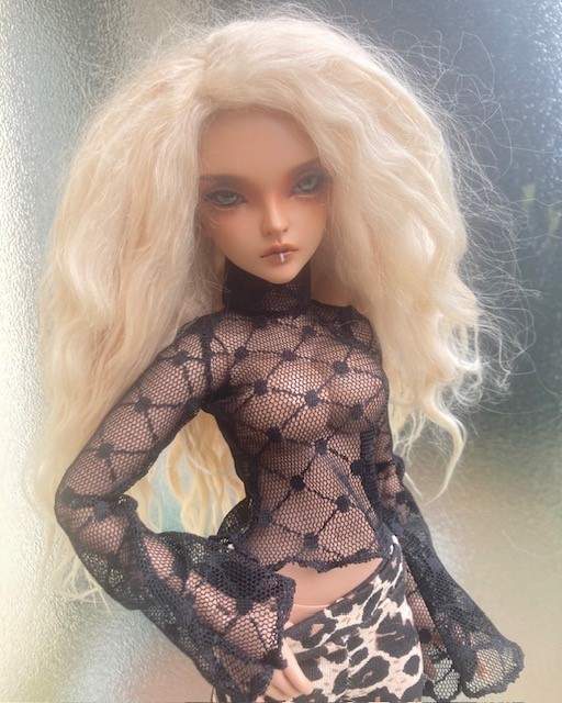 Vends: MAGIC MIRROR Moira, BLACKCHERRY Zeri, MINIFEE Sircca Thumb278