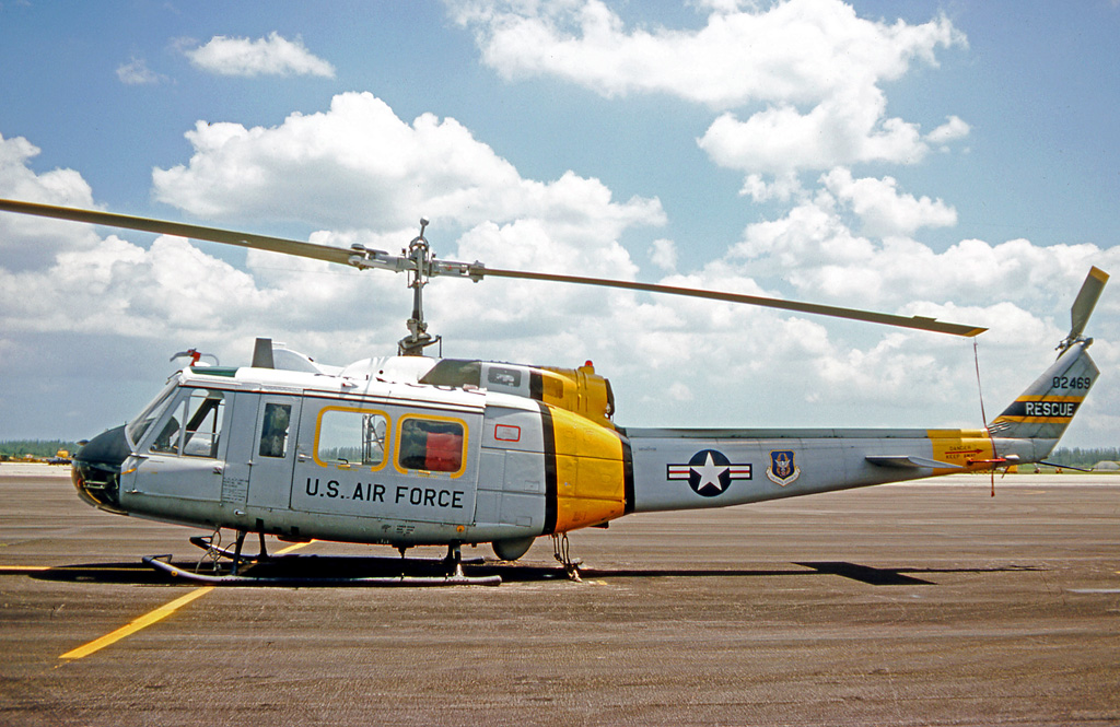 BELL AH-1 COBRA  Bell_u19