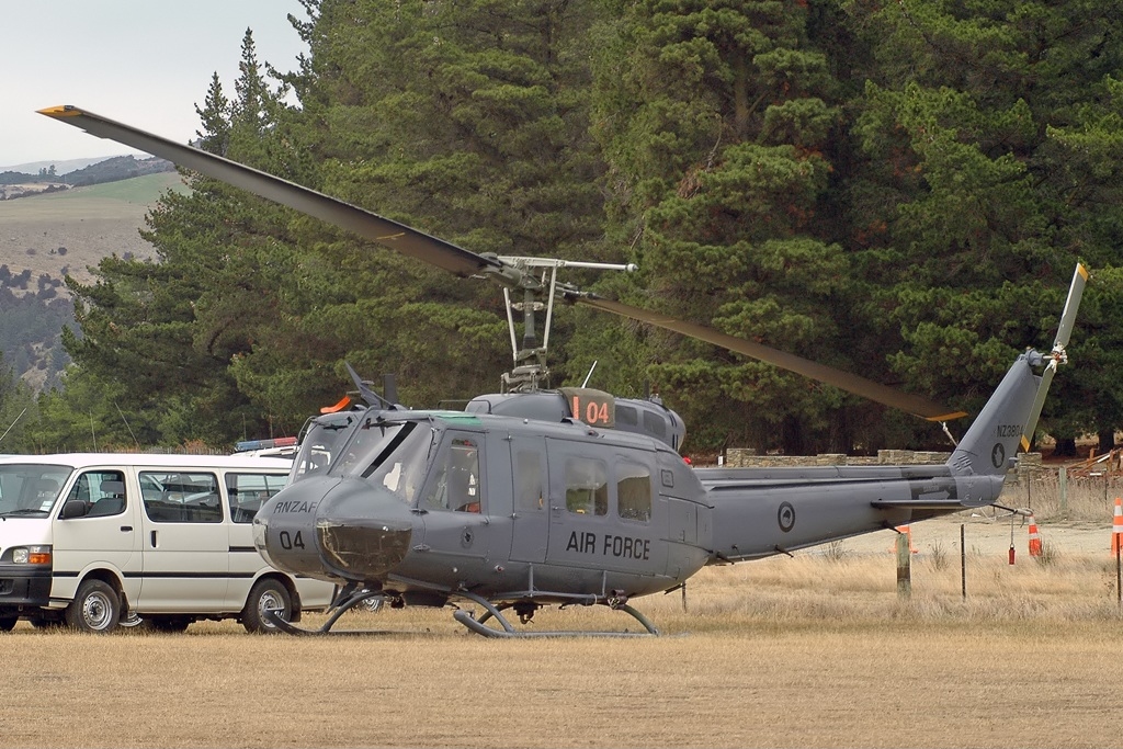 BELL AH-1 COBRA  Bell_u22