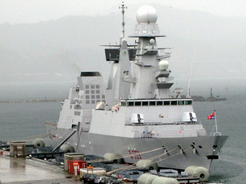 PORTE AERONEFS GIUSEPPE GARIBALDI (C-551) Ddg_an12