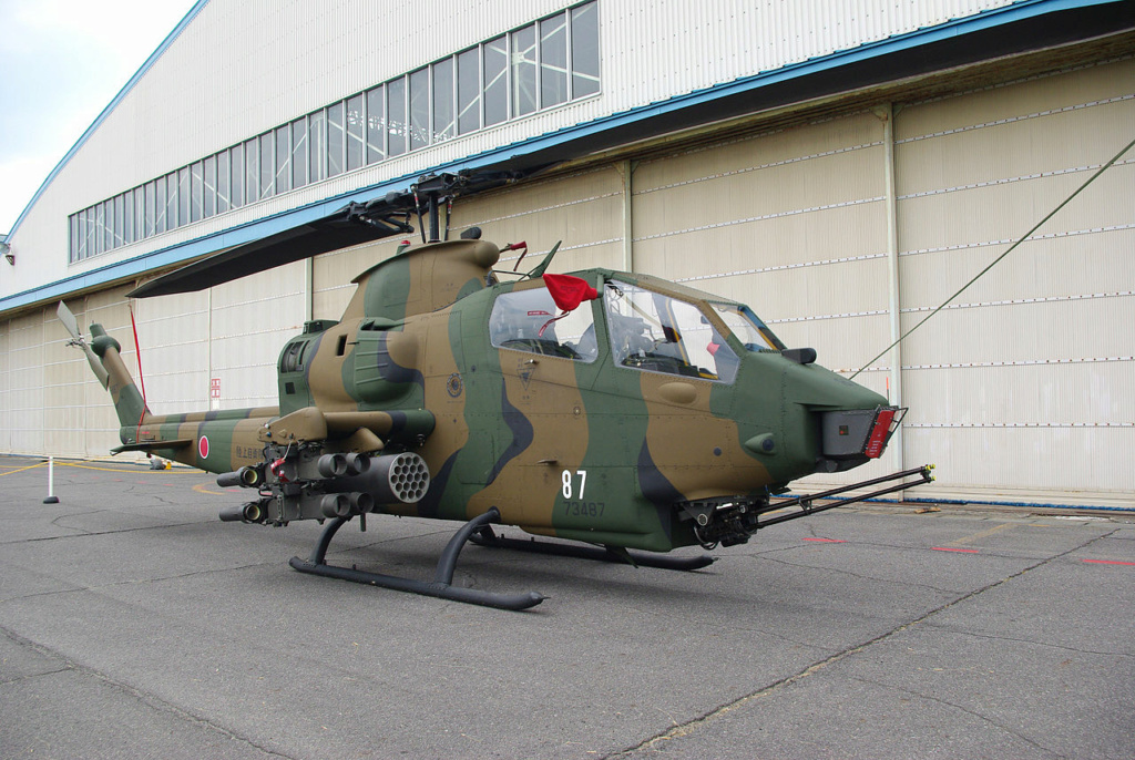 BELL AH-1 COBRA  Fuji_a12