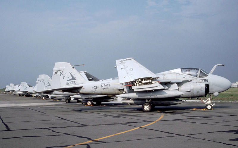 GRUMMAN A-6 INTRUDER [NV] (Terminé) Grumma66