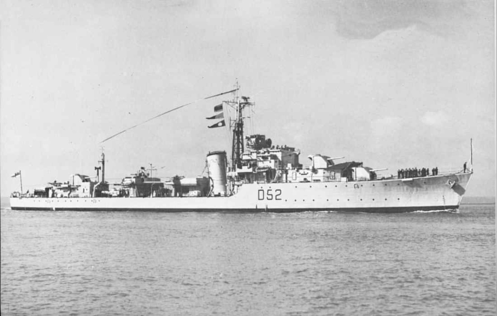 DESTROYERS LANCE-MISSILES CLASSE SHEFFIELD (TYPE 42) (NV) Hms_ch10