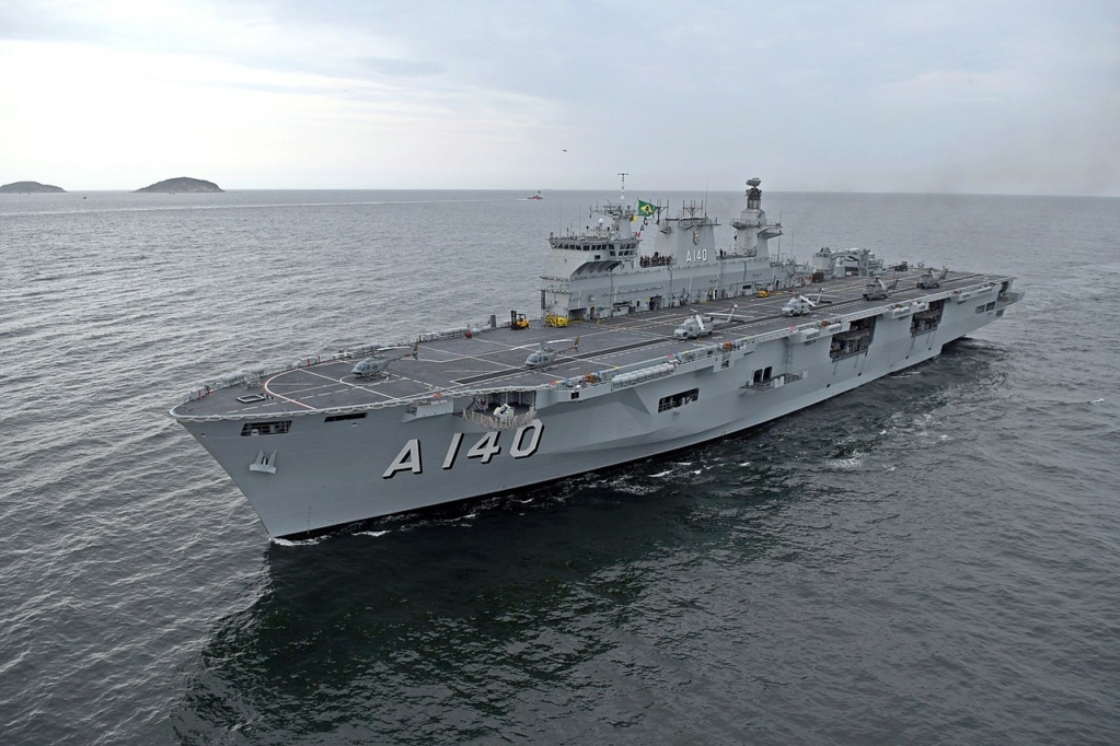 PORTE-HELICOPTERES HMS OCEAN (L-12) Phm_at10