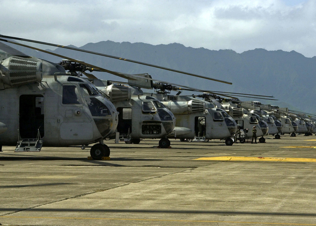 SIKORSKY S-65 SEA STALLION / S-80 SUPER STALLION (FIN) Sikors82