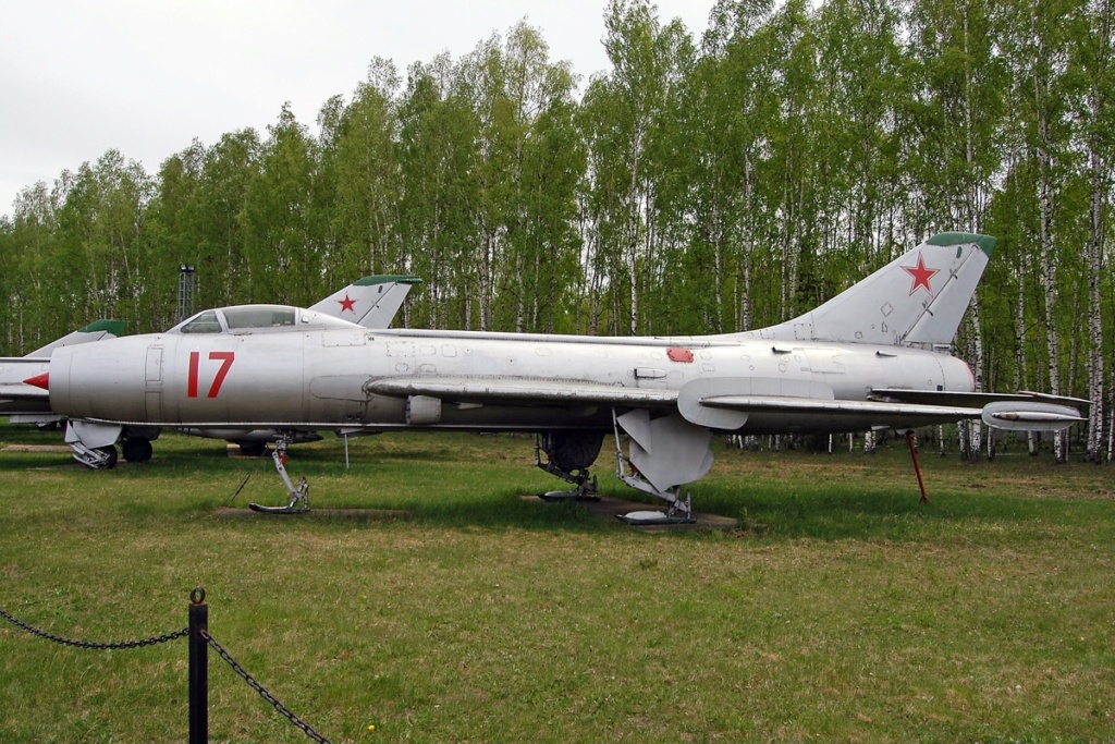 SUKHOÏ SU-27 FLANKER Sukhoi12