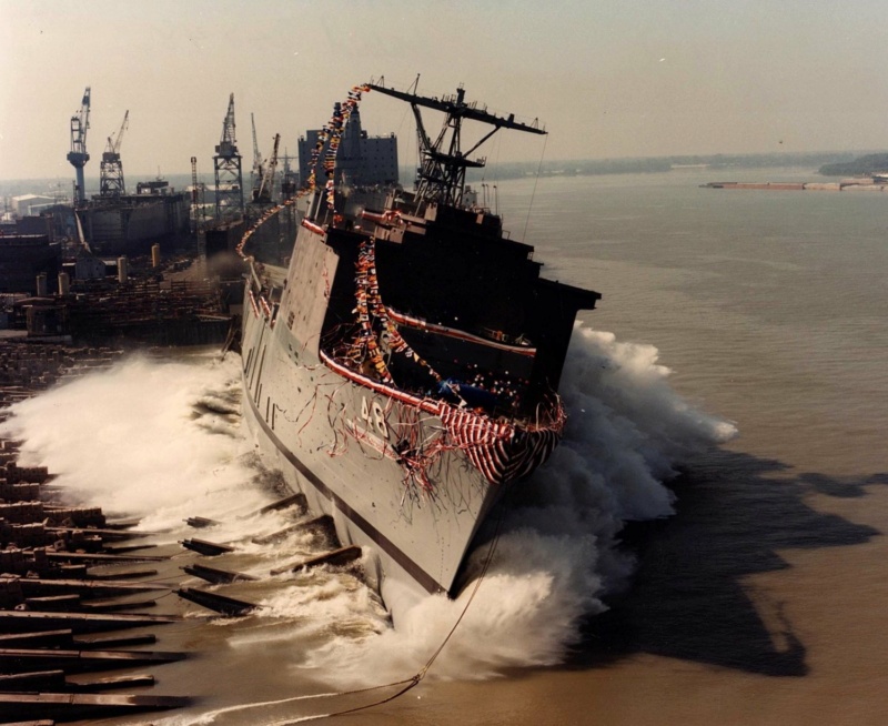 LANDING SHIP DOCK (LSD) CLASSE WHIDBEY ISLAND Uss_as45