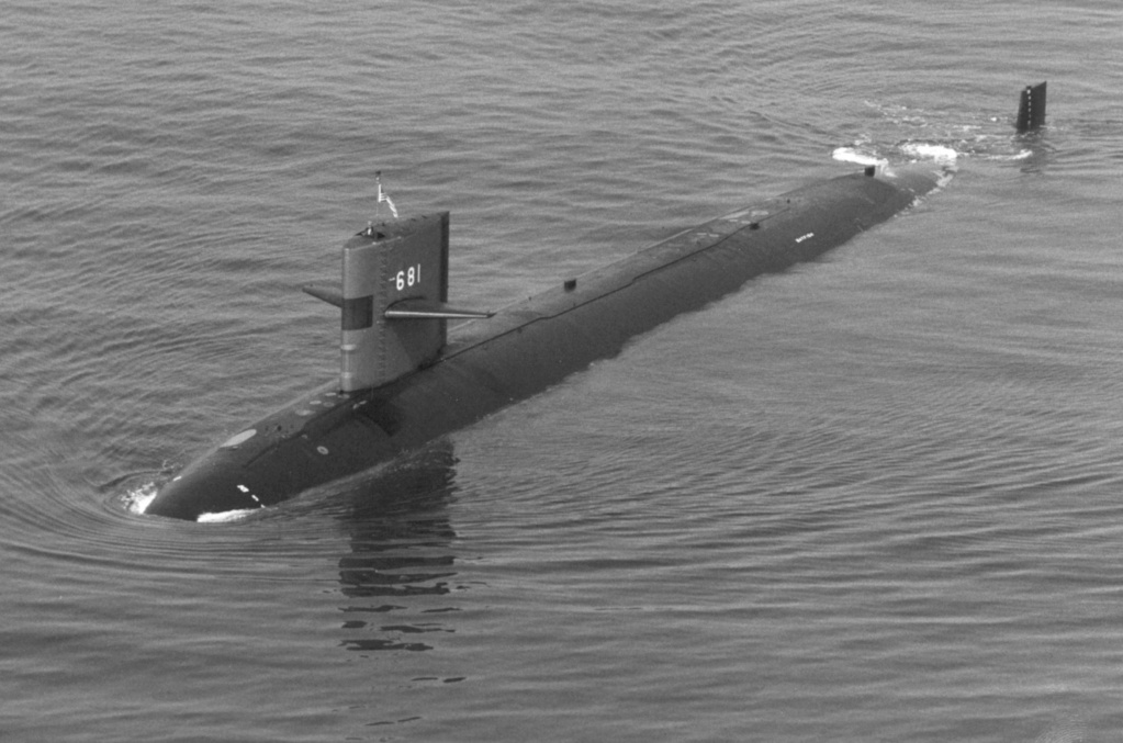 SOUS-MARINS NUCLÉAIRES D'ATTAQUE CLASSE STURGEON (FINI) - Page 2 Uss_ba64