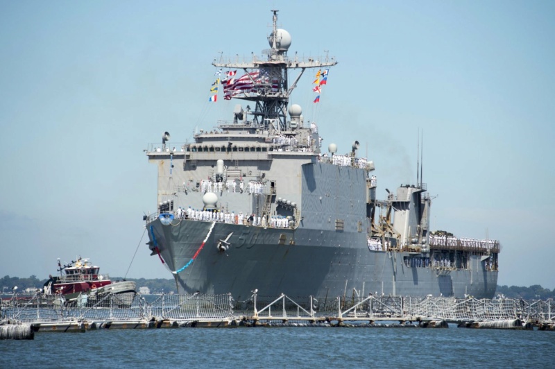 LANDING SHIP DOCK (LSD) CLASSE HARPERS FERRY Uss_c201