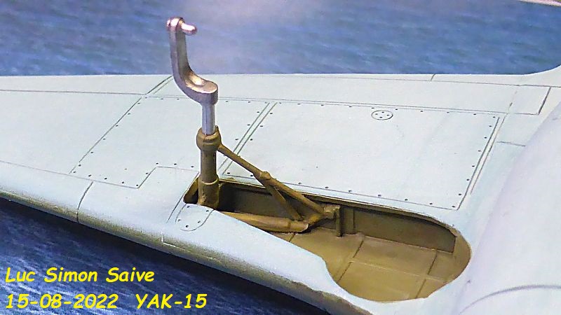 Fil rouge 2022 / CCCP * Yakovlev Yak-15 - Czech Model 1/48  FINI - Page 4 Yak15512