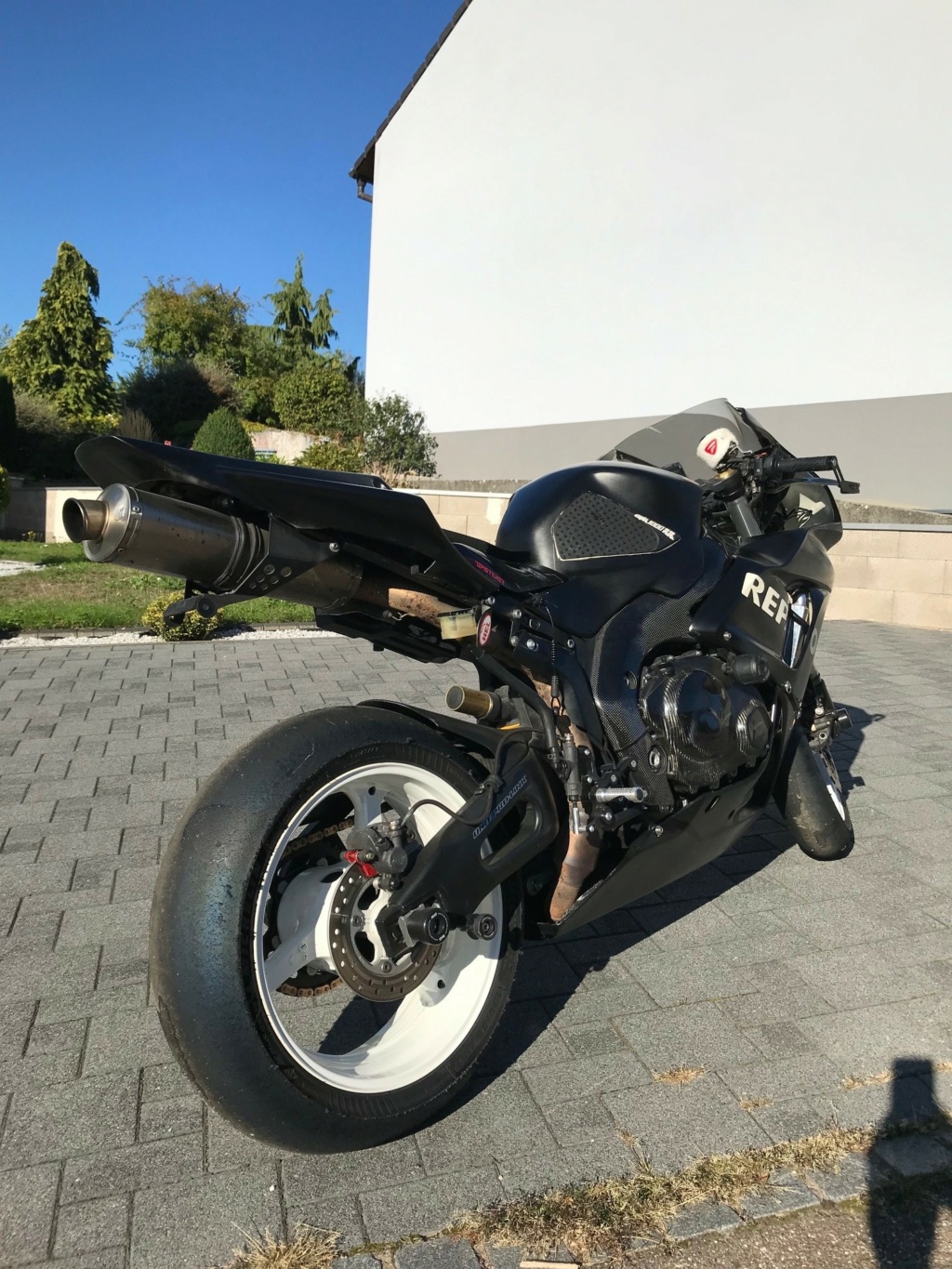 CBR1000RR 2007 5200€ Cbr_311