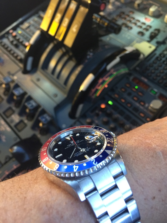Feu de vos montres d'aviateur, ou inspirées du monde aéronautique - Page 2 2017-013