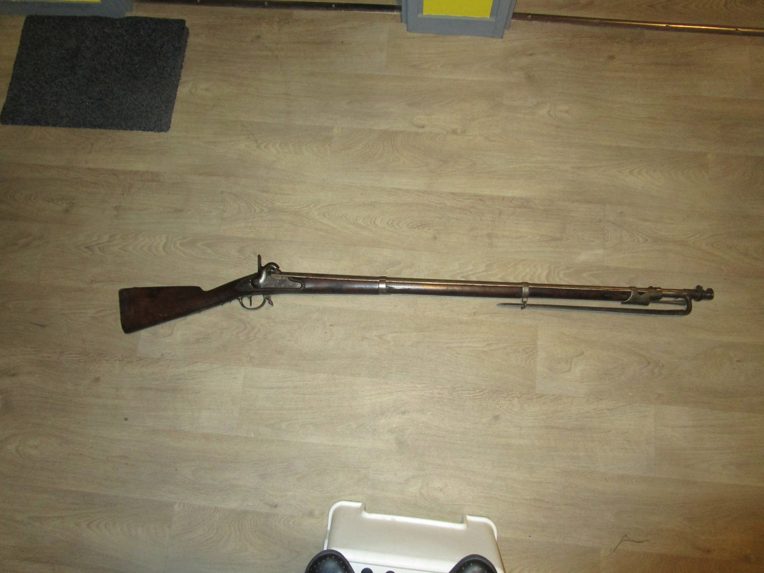 Fusil modèle 1822 Tbis avec sa baïonnette et sa baguette Img_1475