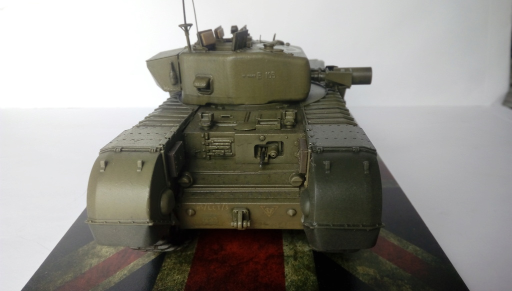 Churchill Mk IV AVRE Afv Club 1/35ième - Page 4 Imag0377