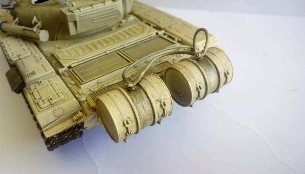 [GB Guerre du Golfe] Abrams RFM,T-55 et T72 Tamiya,T-55 Miniart 1/35ième - Page 2 Imag2524