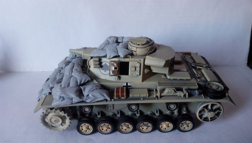 Panzer III N Tamiya 1/35 ième Imag3210
