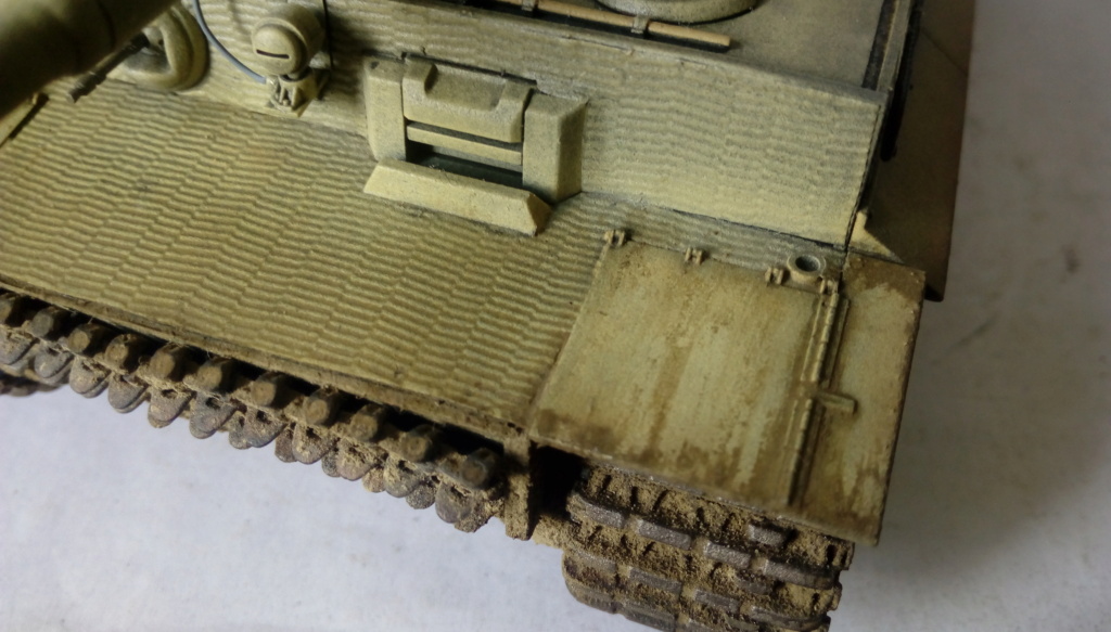 Tigre I tamiya 1/35ième Otto Carius - Page 2 Imag3623