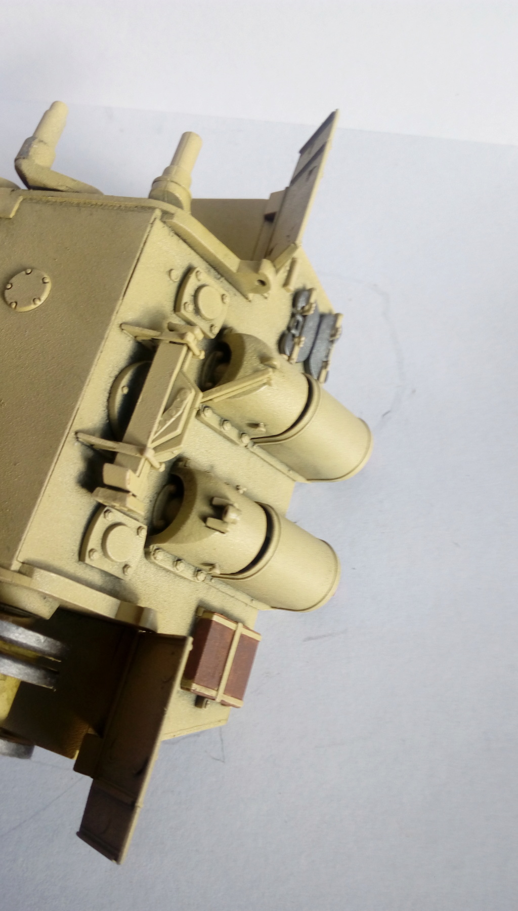 King Tiger Initial Production Takom 1/35ième - Page 2 Imag4768