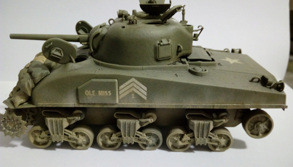 M4 Sherman "Composite Hull" Dragon 1/35ième Imag5570