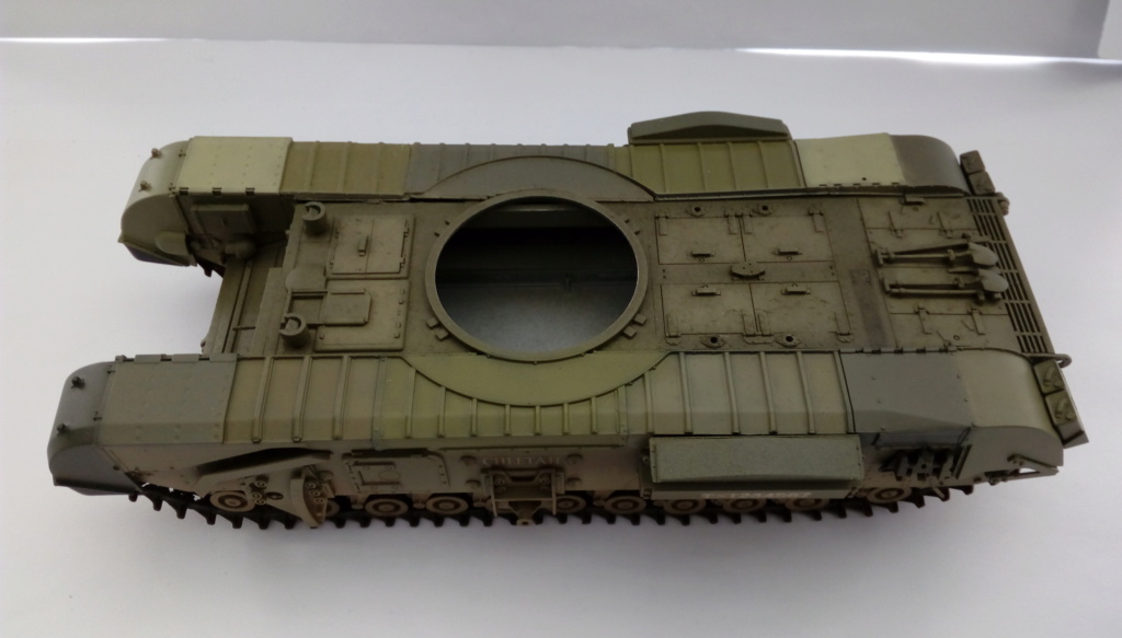 Churchill Mk IV AVRE Afv Club 1/35ième - Page 3 Imag5596