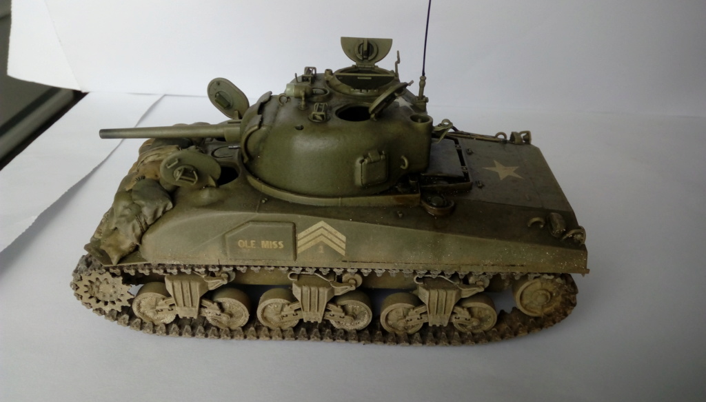 M4 Sherman "Composite Hull" Dragon 1/35ième Imag5816