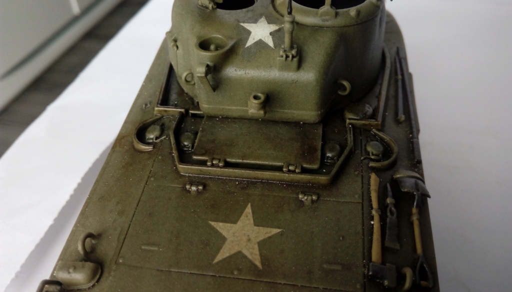 M4 Sherman "Composite Hull" Dragon 1/35ième Imag5824