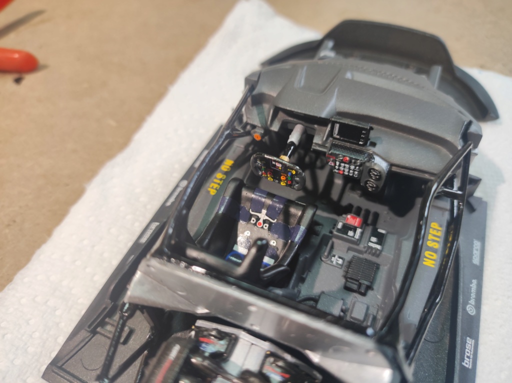 Ford GT - Le Mans 2017 [Revell 1/24°] de kiki60 Img_2272