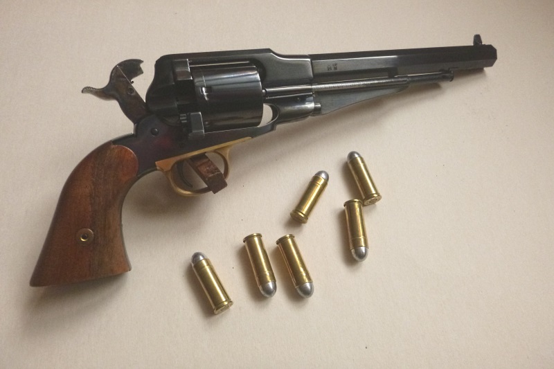 Remington 1858 conversion 45LC enfin à la maison