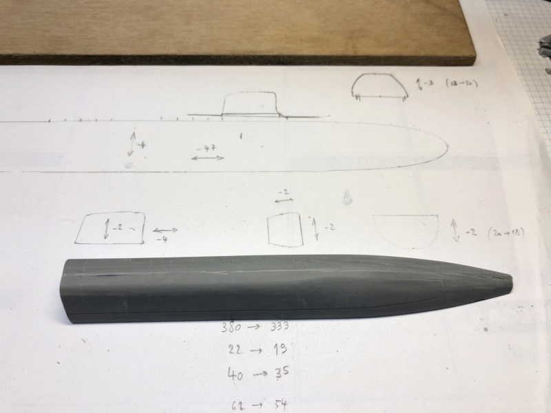 [HOBBYBOSS] Sous-marin nucléaire lanceurs d engins TRIOMPHANT Réf 83518 Img_e427