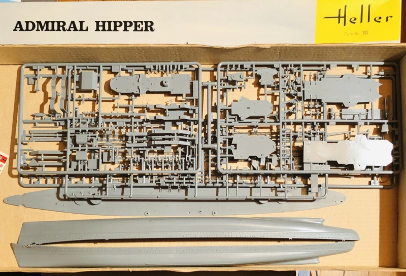 Croiseur lourd ADMIRAL HIPPER  boîte jaune Réf 1033 Img_e883