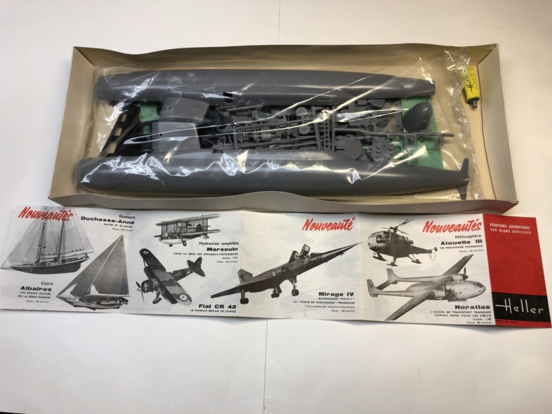 Sous-marin nucléaire lance-missiles POLARIS 1/253ème Réf H425 Polari12