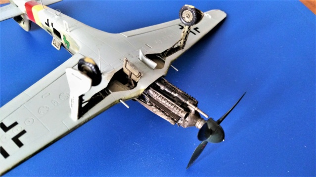 Focke-Wulf Ta 152 H-1 JG 301  Dragon 1/72  Img_2012