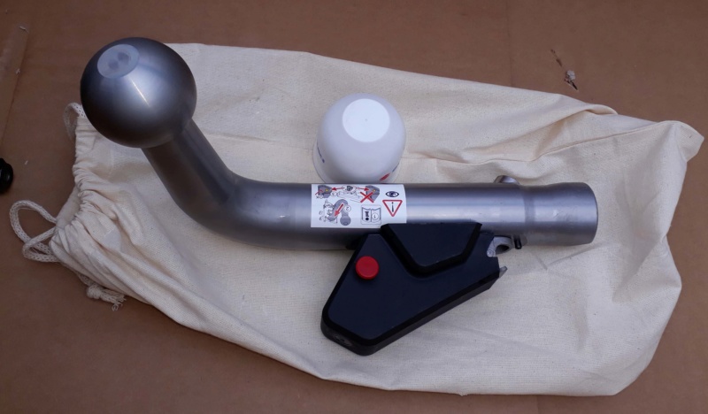 Genuine Suzuki Tow Bar Towbar11
