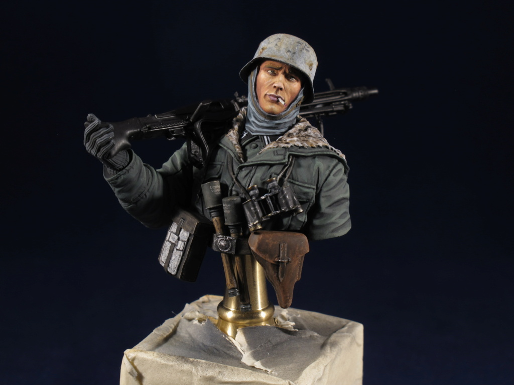 Buste - MG42 Gunner - 1/16 - Life Miniatures - Terminé Img_0311