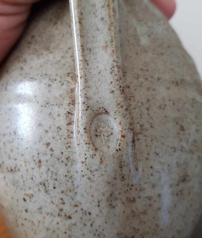 Anyone know who made this pottery jug 20210312