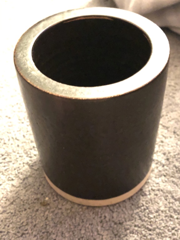 Help to identify maker of Stoneware Brush Pot M mark and LEEDS 4da21710