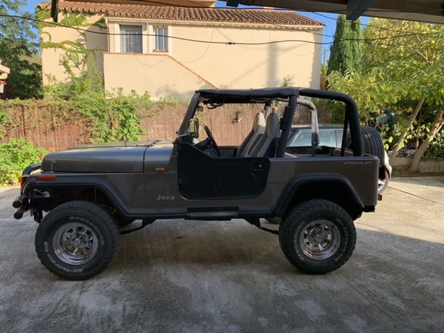 Bonjour à tous YJ 94 Aix en Provence 04603410