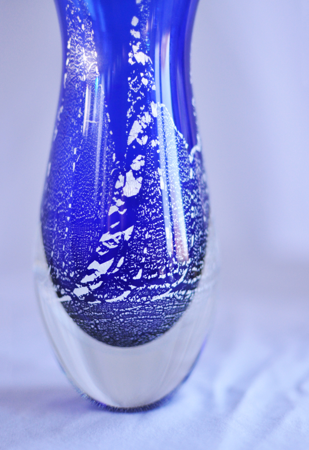 Advice on Cobalt Blue Glass Vase Please... is this Murano?? Base_r11