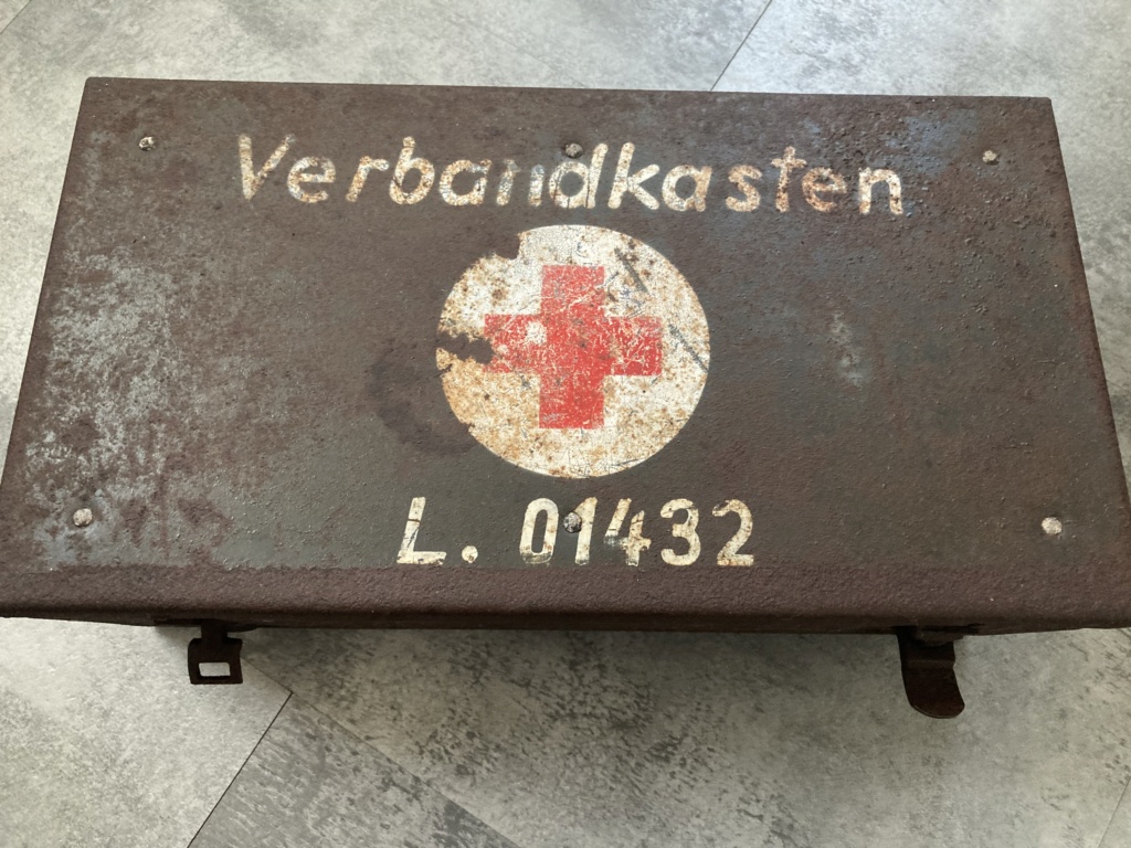 Verbandkasten 1939 avec une référence 00710