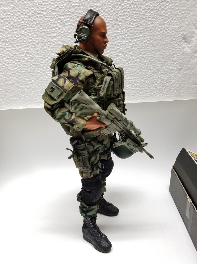 Toy Soldier & Workshop 1st Special Forces Group, ODA Member Okinawa. Waaaaay back review and build. 5211