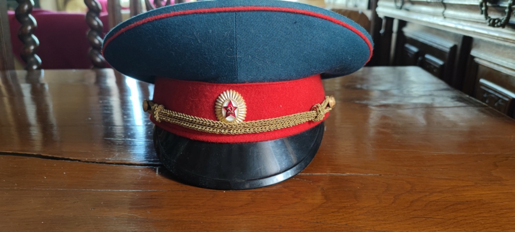 Identification casquette soviétique  Img_2026