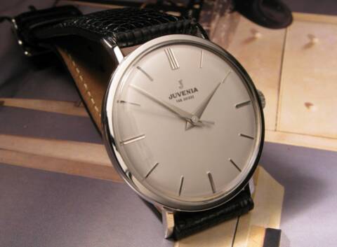 Montre juvenia ancienne sales