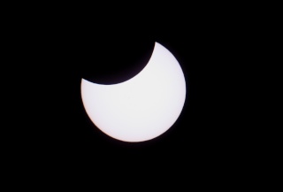 Eclipse partielle du Soleil le 4 janvier 2011 Img_0710