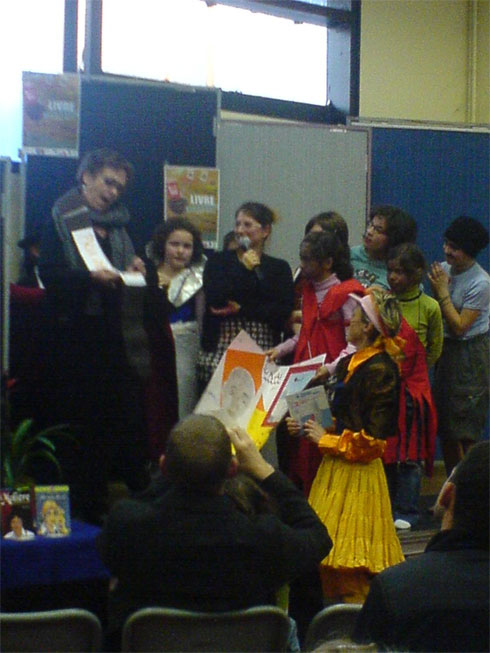 Remise du prix des enfants... Prix710