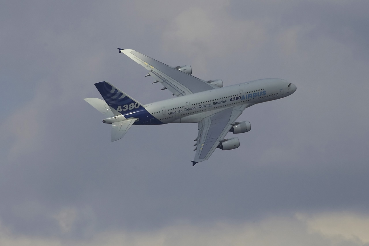 [29/08/2010] Airbus Family Days - Visite de l'A380 - Page 4 Jp0r3212